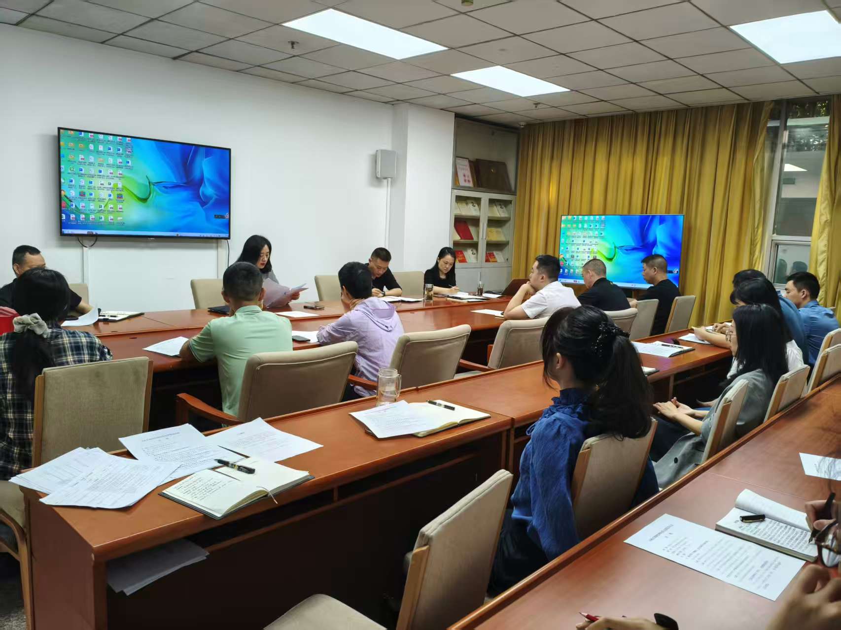 沙坪坝区机关事务管理局开展民法典宣传活动