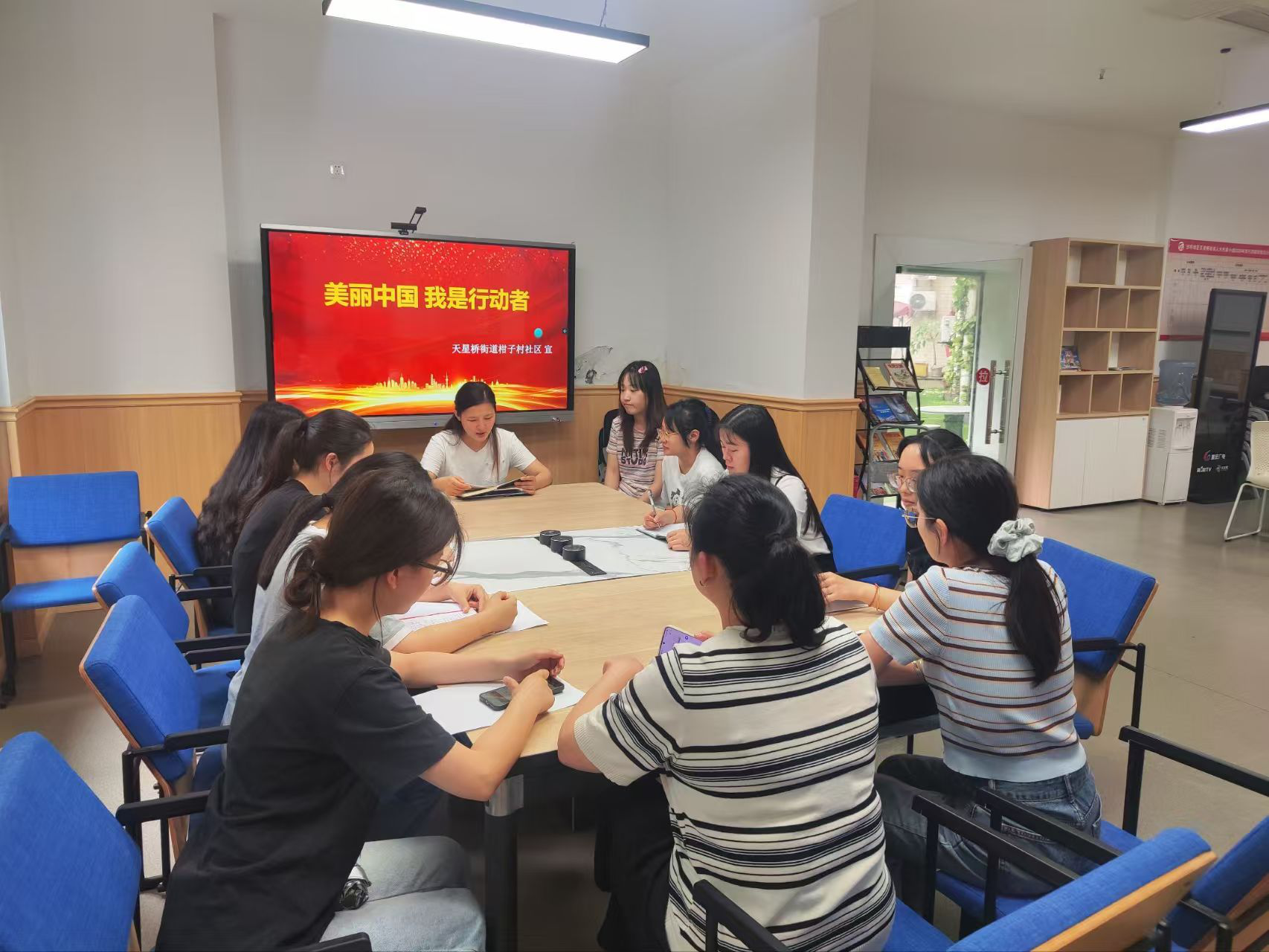 天星桥街道柑子村社区开展 “美丽中国，我是行动者”宣传活动
