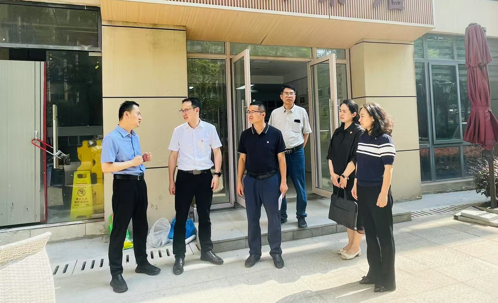 区发展改革委扎实贯彻八项规定精神  深入镇街调研推动重点工作落地见效