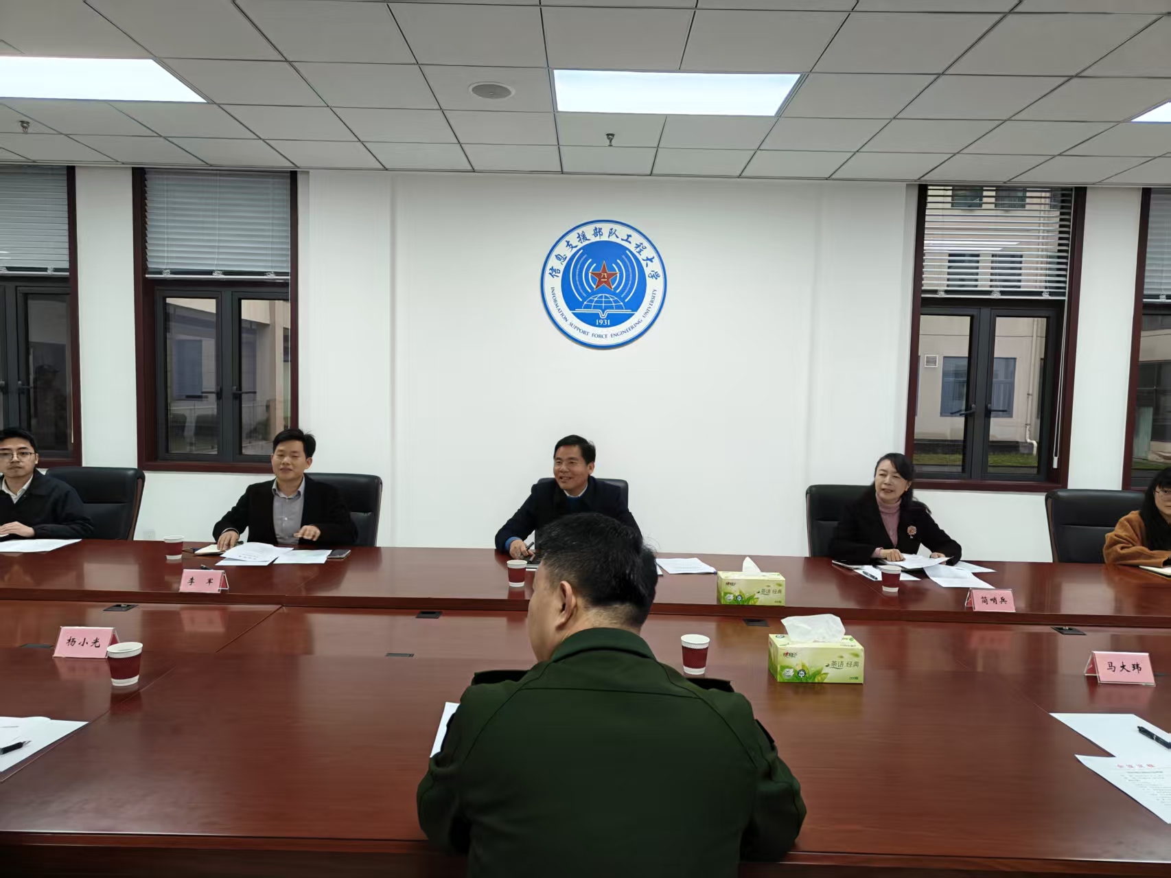 沙坪坝区深入走访驻区部队推动军地双拥共建和校地联动合作 (2).jpg