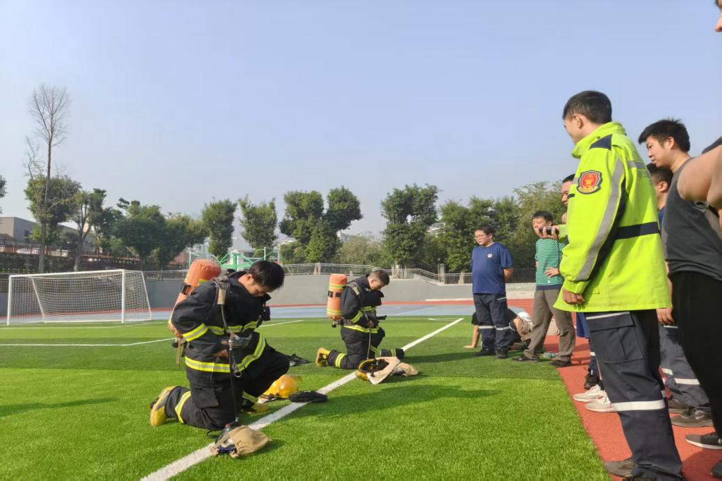 05:以考促训强本领 实战赋能保平安——磁器口街道组织东部应急救援队开展年度考核2.png