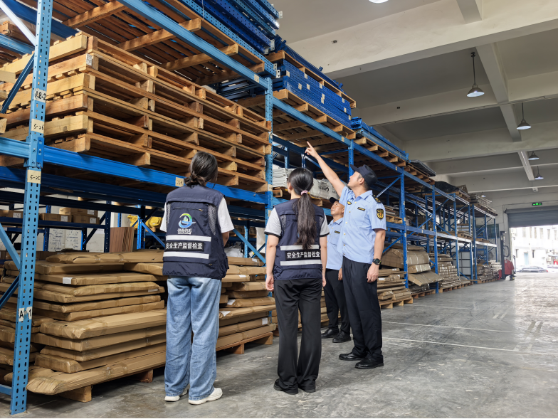 新桥街道三向驱动抓排查隐患治理见实效