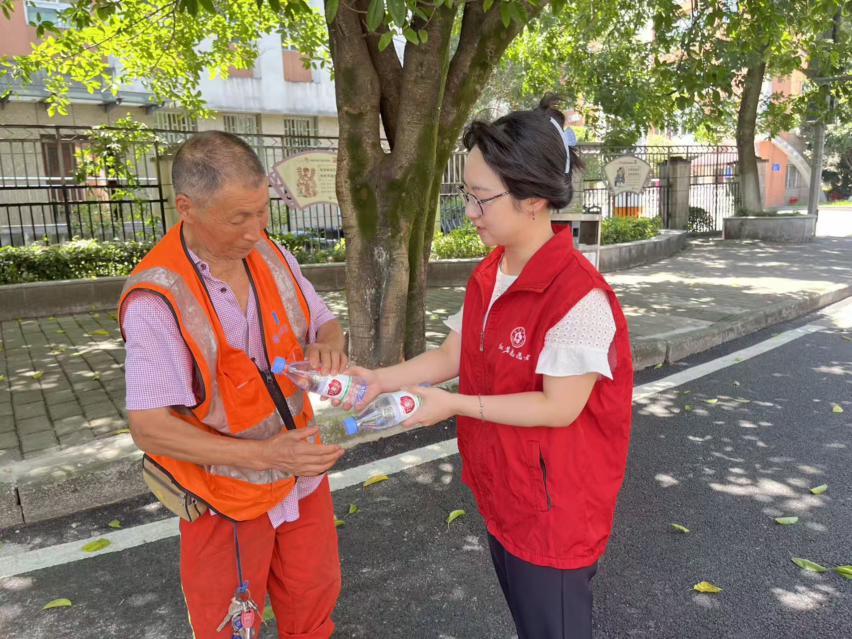新桥街道以文明实践聚合力 用精细治理暖群众