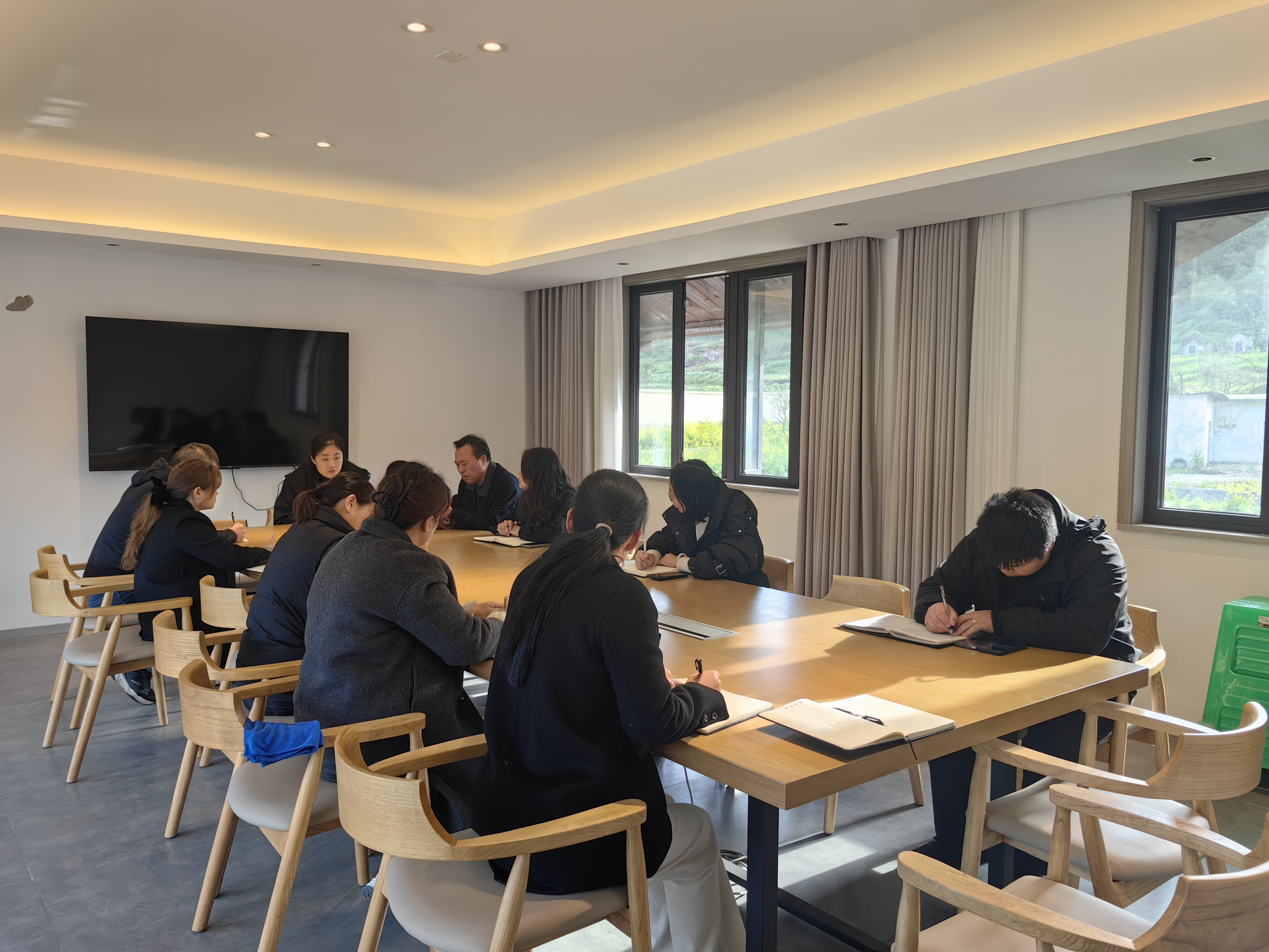 统战聚力促发展 同心筑梦建新功.png